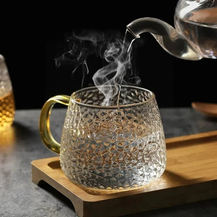 لیوان پیرکس دسته عسلی مدل برفی تپل